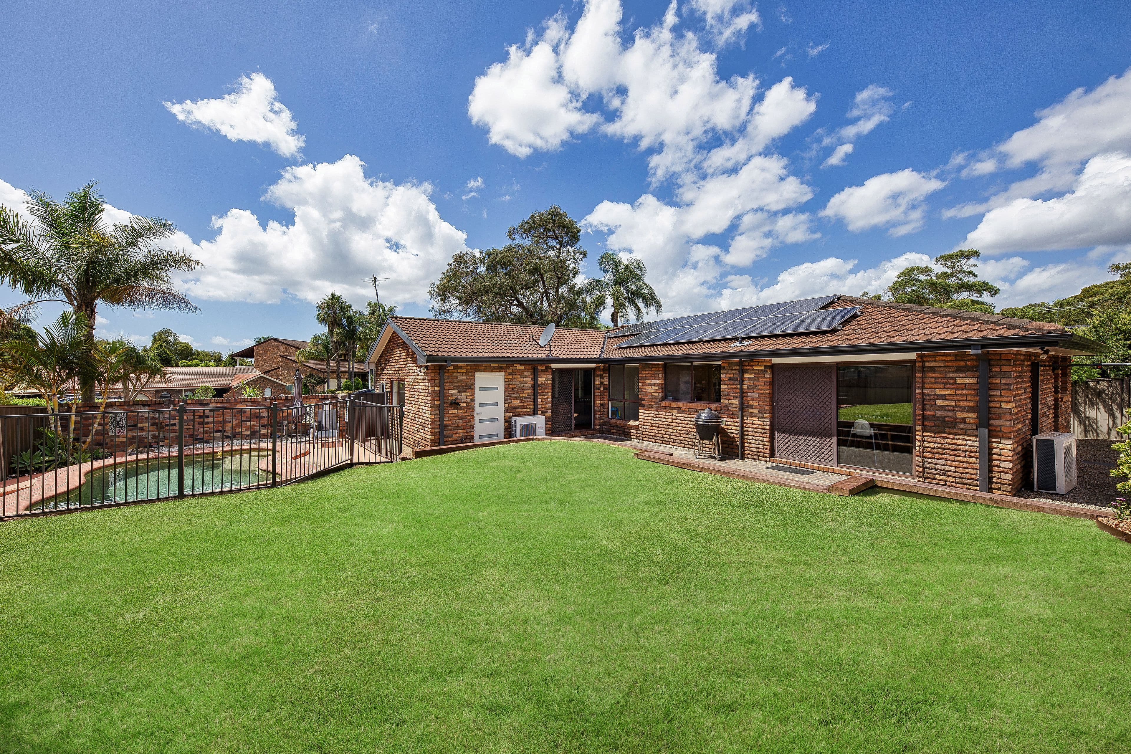 7 Austin Street, Illawong NSW 2234, Illawong - Thumbnail 2