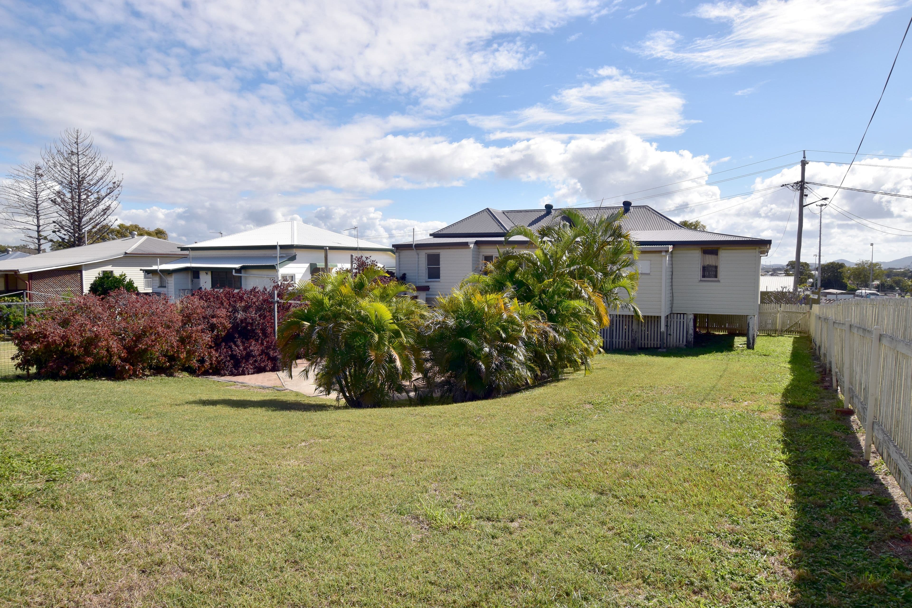 69 Tank Street, West Gladstone QLD 4680, West Gladstone - Thumbnail 2
