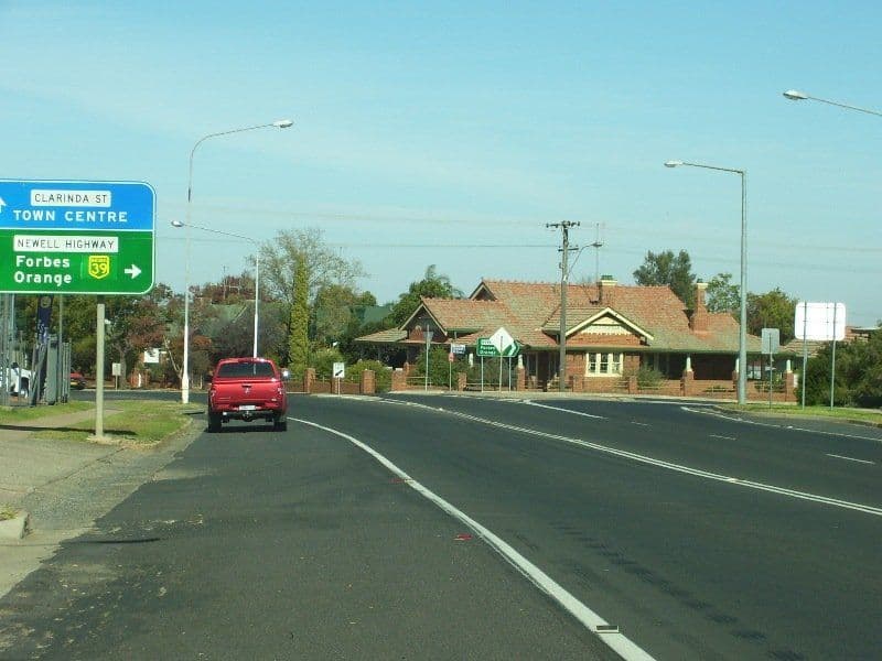 385 Clarinda Street, PARKES NSW 2870, Parkes - Thumbnail 2