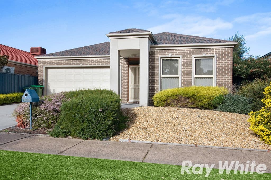 51 The Parkway, PAKENHAM VIC 3810, Pakenham - Image 1