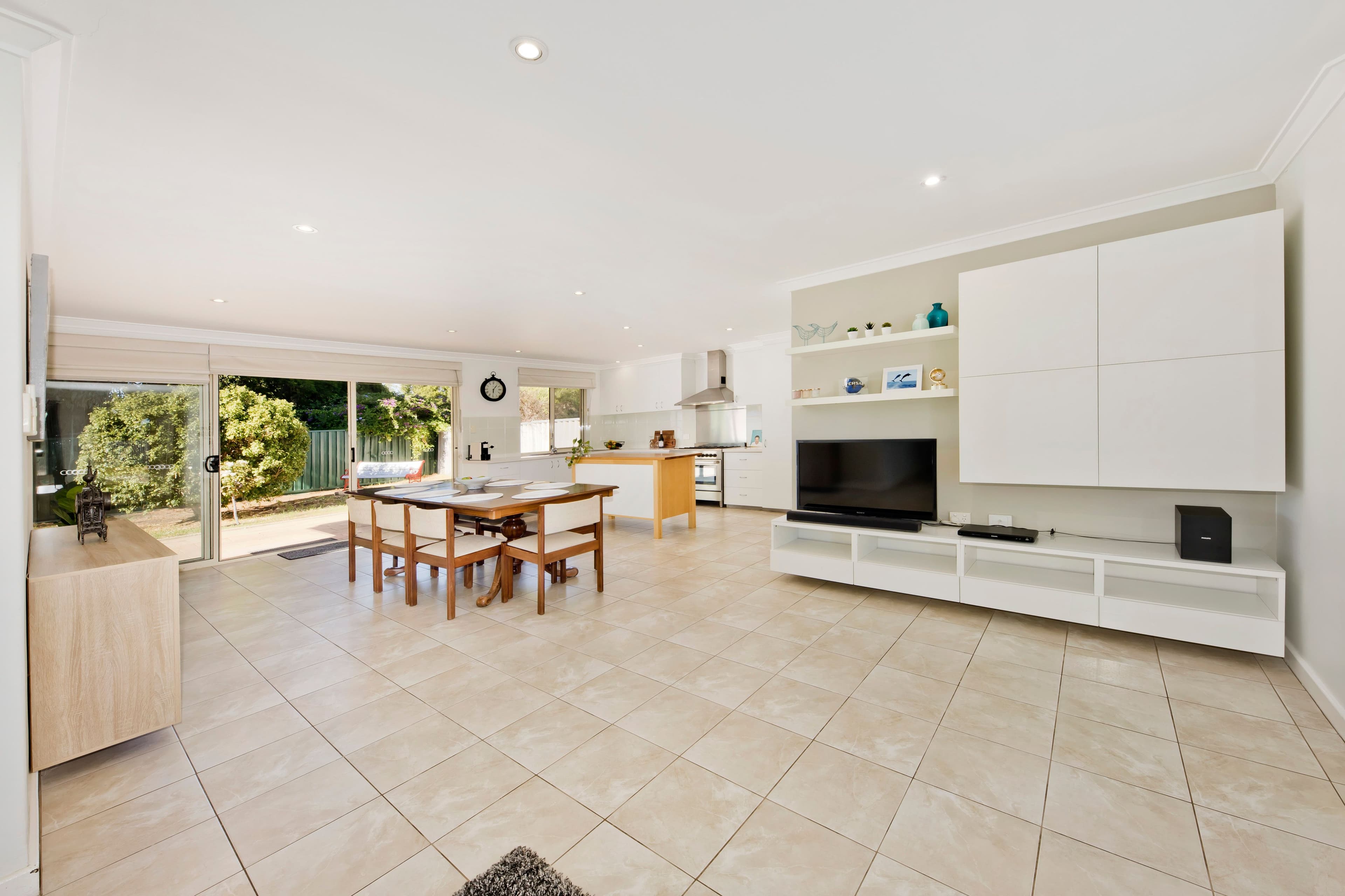 3B Cumberland Way, Bassendean WA 6054, Bassendean - Thumbnail 7