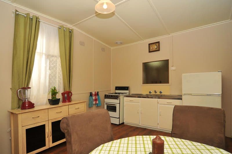 12 Levi Street, BIRKENHEAD SA 5015, Birkenhead - Thumbnail 4