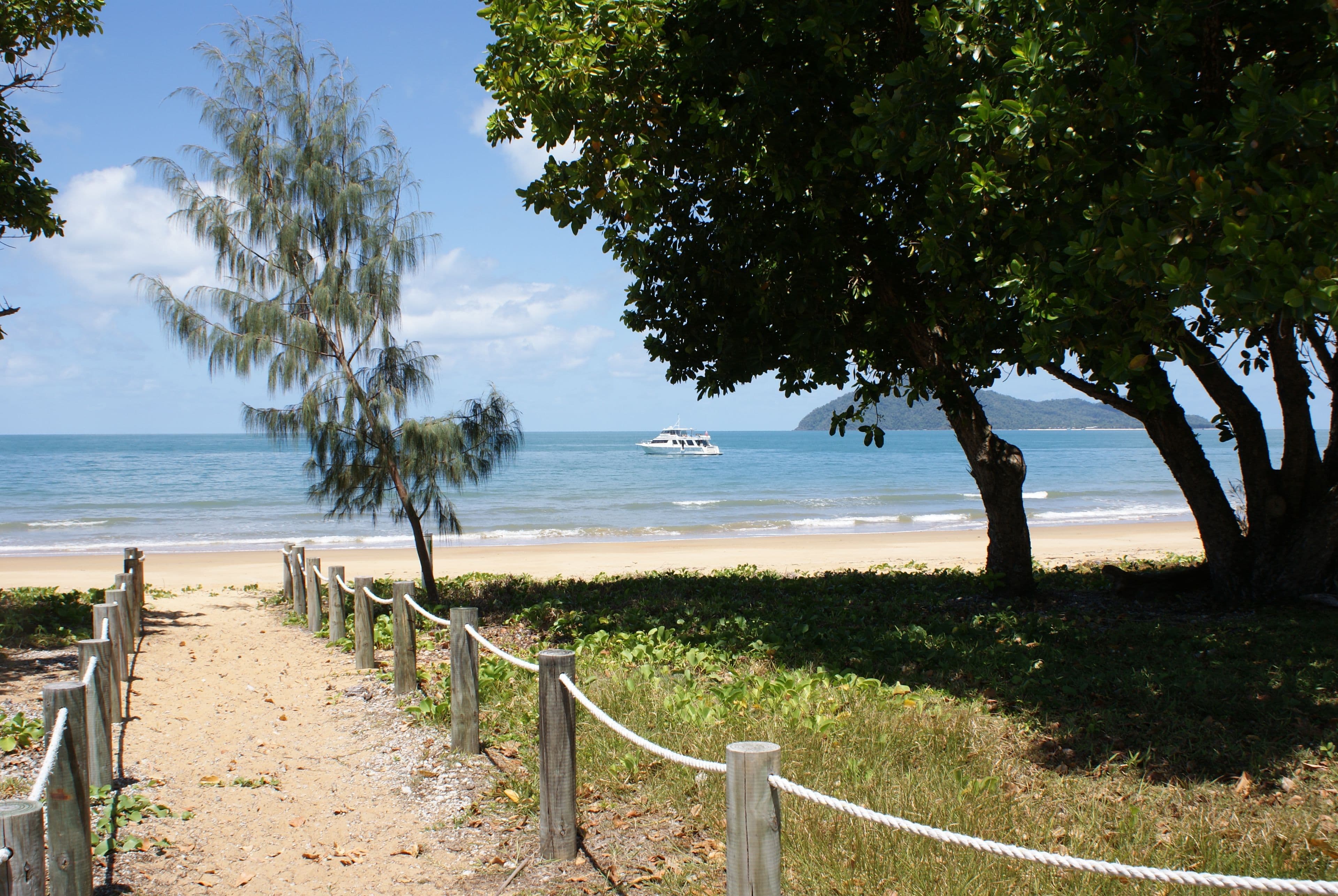 35 Sanctuary Crescent, Wongaling Beach QLD 4852, Wongaling Beach - Thumbnail 4