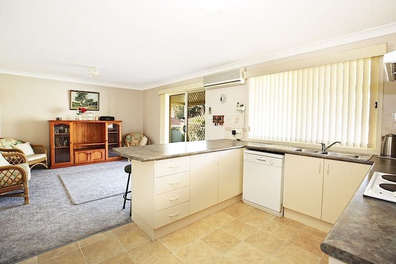 16 Gardenia Crescent, Bomaderry - Thumbnail 3