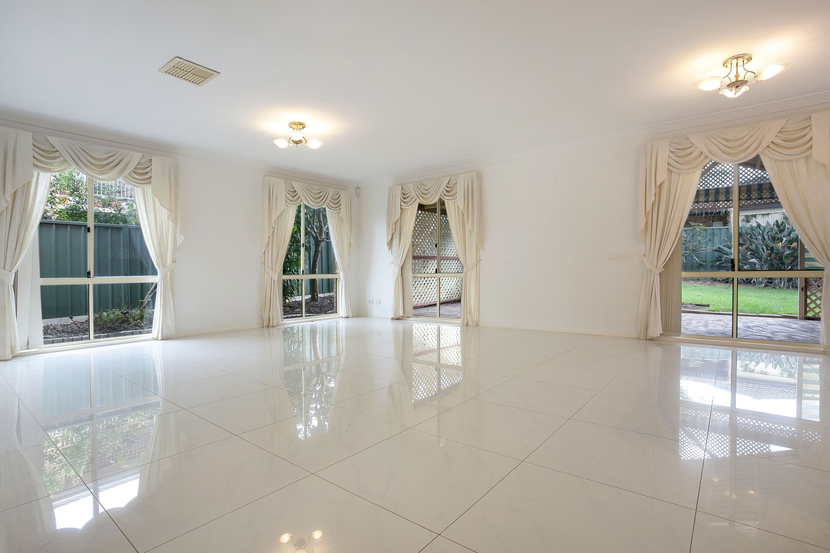 14 Burraga Place, Glenmore Park NSW 2745, Glenmore Park - Thumbnail 4