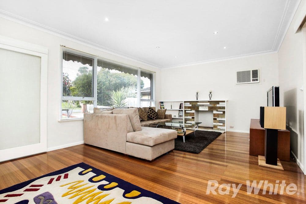 98 Whites Lane, Glen Waverley VIC 3150, Glen Waverley - Thumbnail 2
