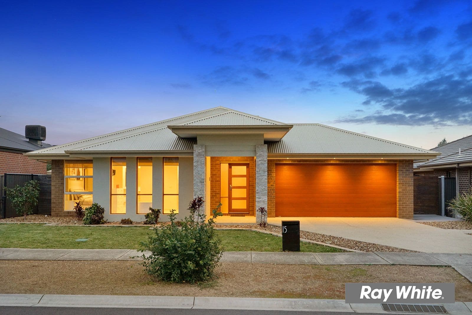 15 Penrose Promenade, Tarneit VIC 3029, Tarneit - Thumbnail 2