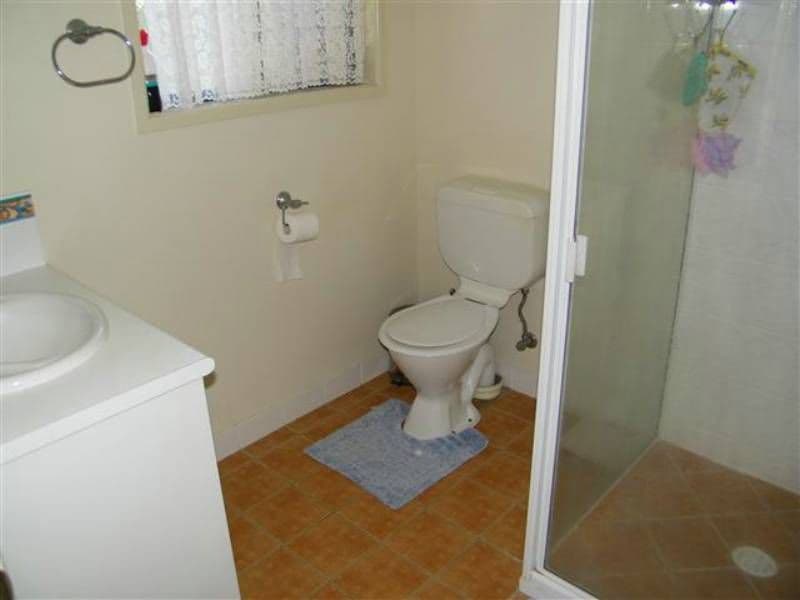 1 Benjamin Court, GLADSTONE QLD 4680, Gladstone - Thumbnail 8