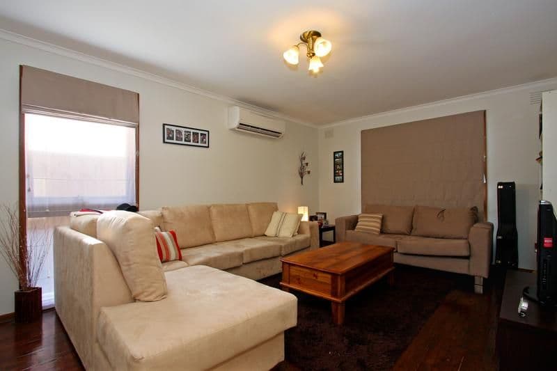 44 Seventh Avenue, ROSEBUD VIC 3939, Rosebud - Thumbnail 2