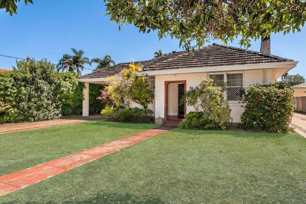 8 Parsons Avenue, Manning WA 6152, Manning - Image 1