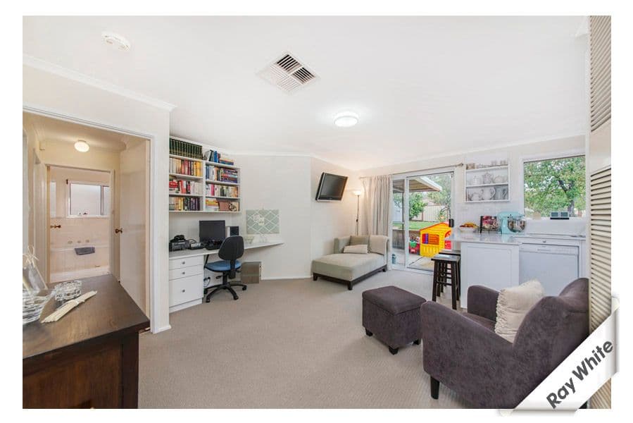 63 Freda Gibson Circuit, THEODORE ACT 2905, Theodore - Thumbnail 7