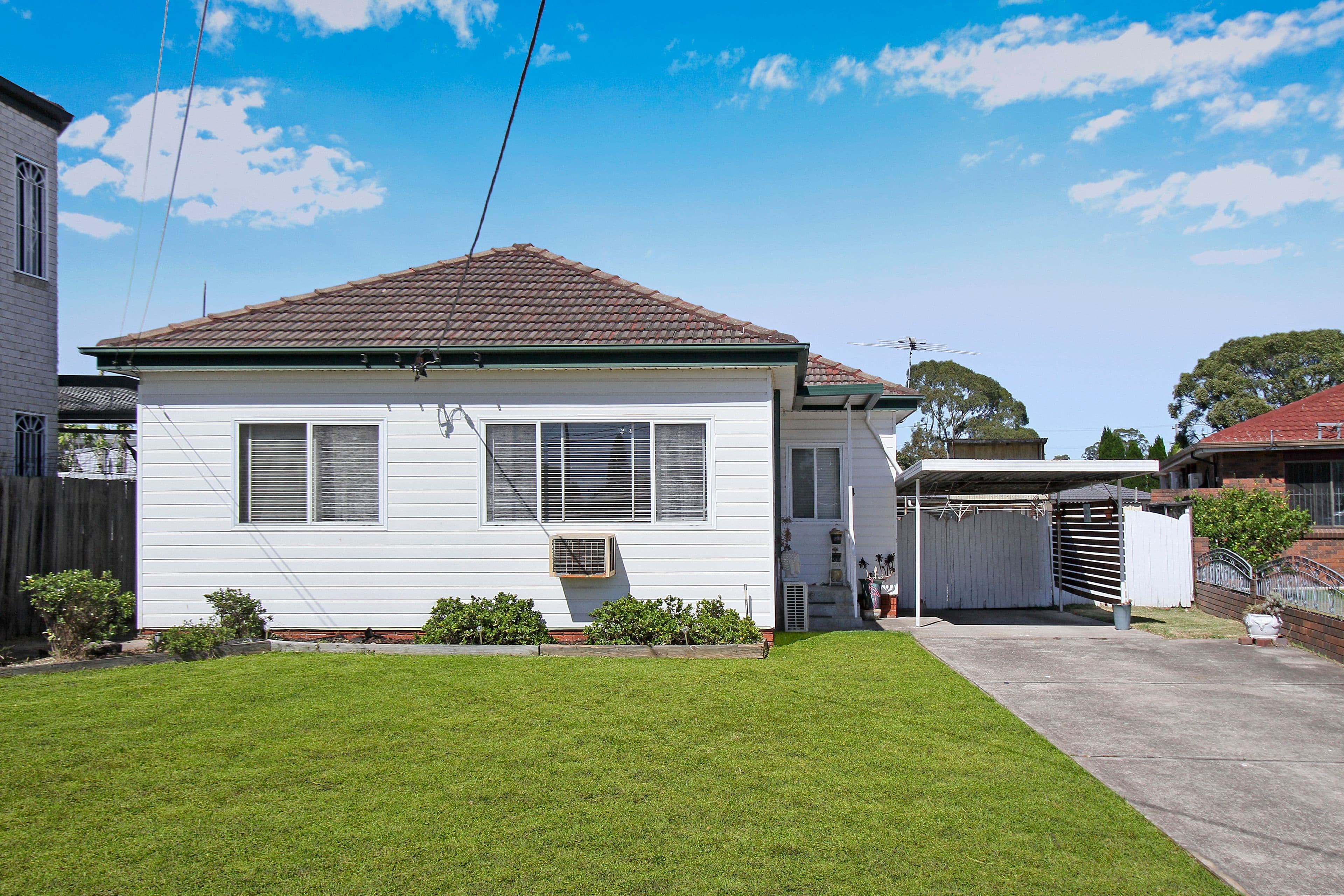 4 Arana Place, Cabramatta West - Image 1