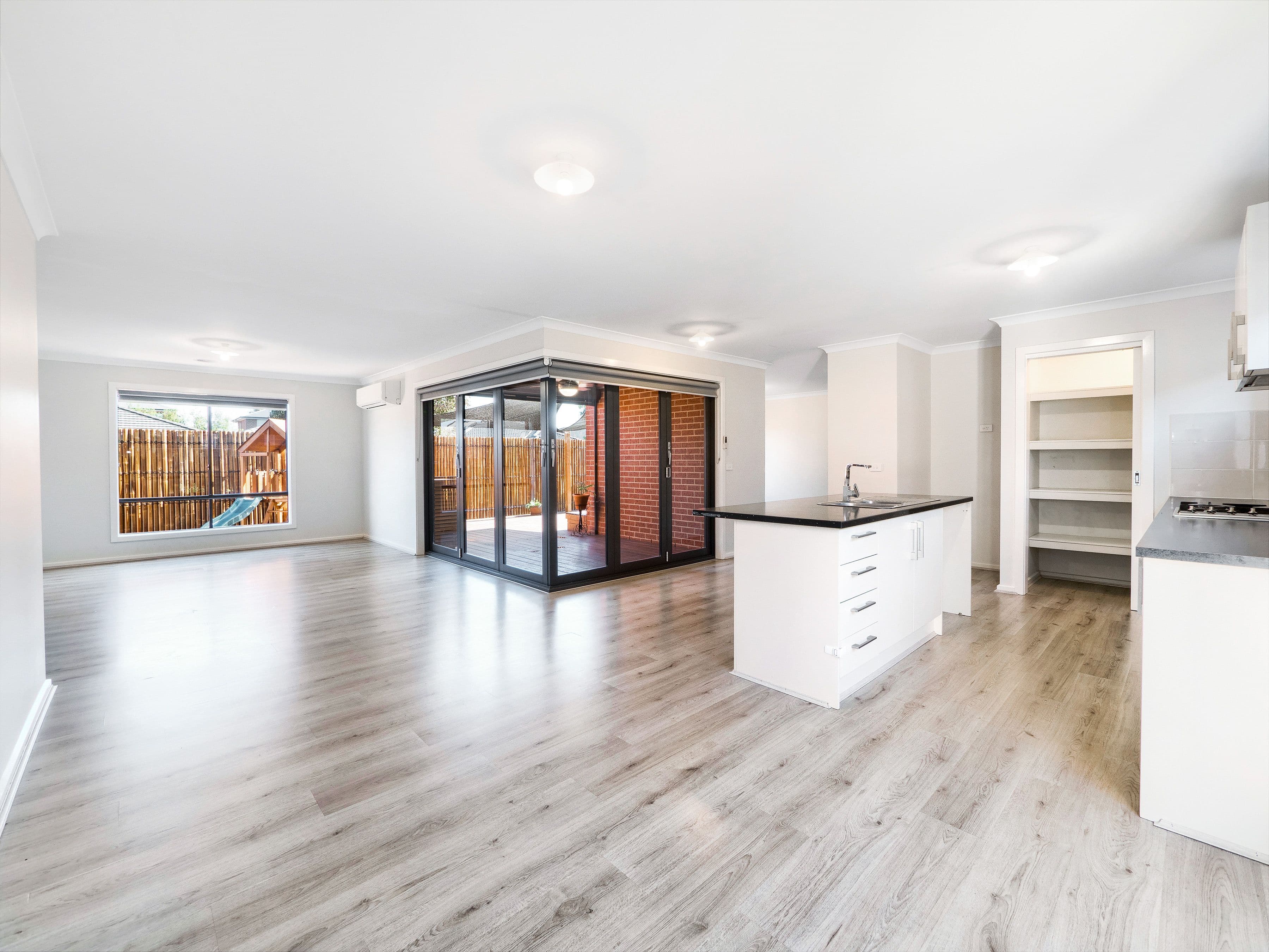 54 Cortula Road, Cranbourne East VIC 3977, Cranbourne East - Thumbnail 2