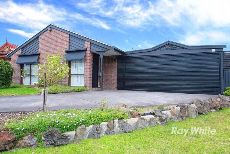 24 Kurrajong Court, CRANBOURNE VIC 3977, Cranbourne North - Image 1