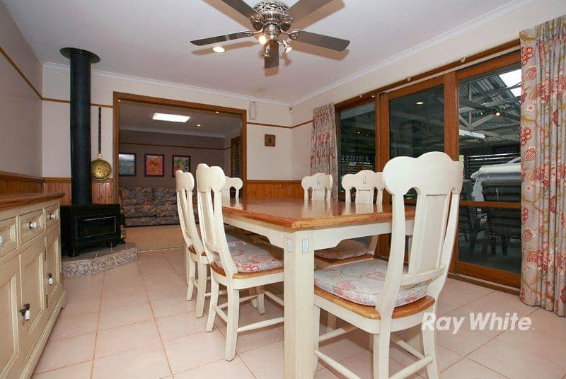 24 Kurrajong Court, CRANBOURNE VIC 3977, Cranbourne North - Thumbnail 4