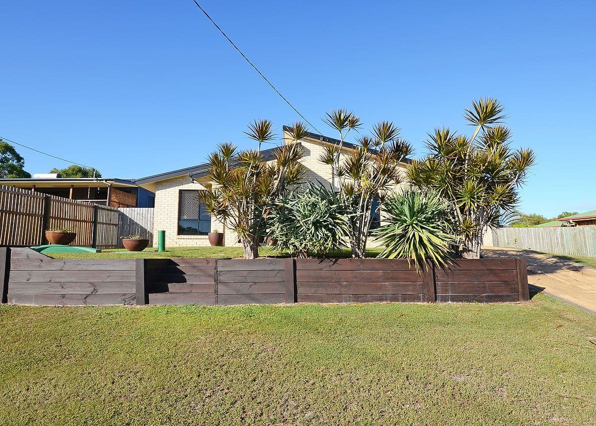 5 Carolyn Street, Dundowran Beach QLD 4655, Dundowran Beach - Thumbnail 4