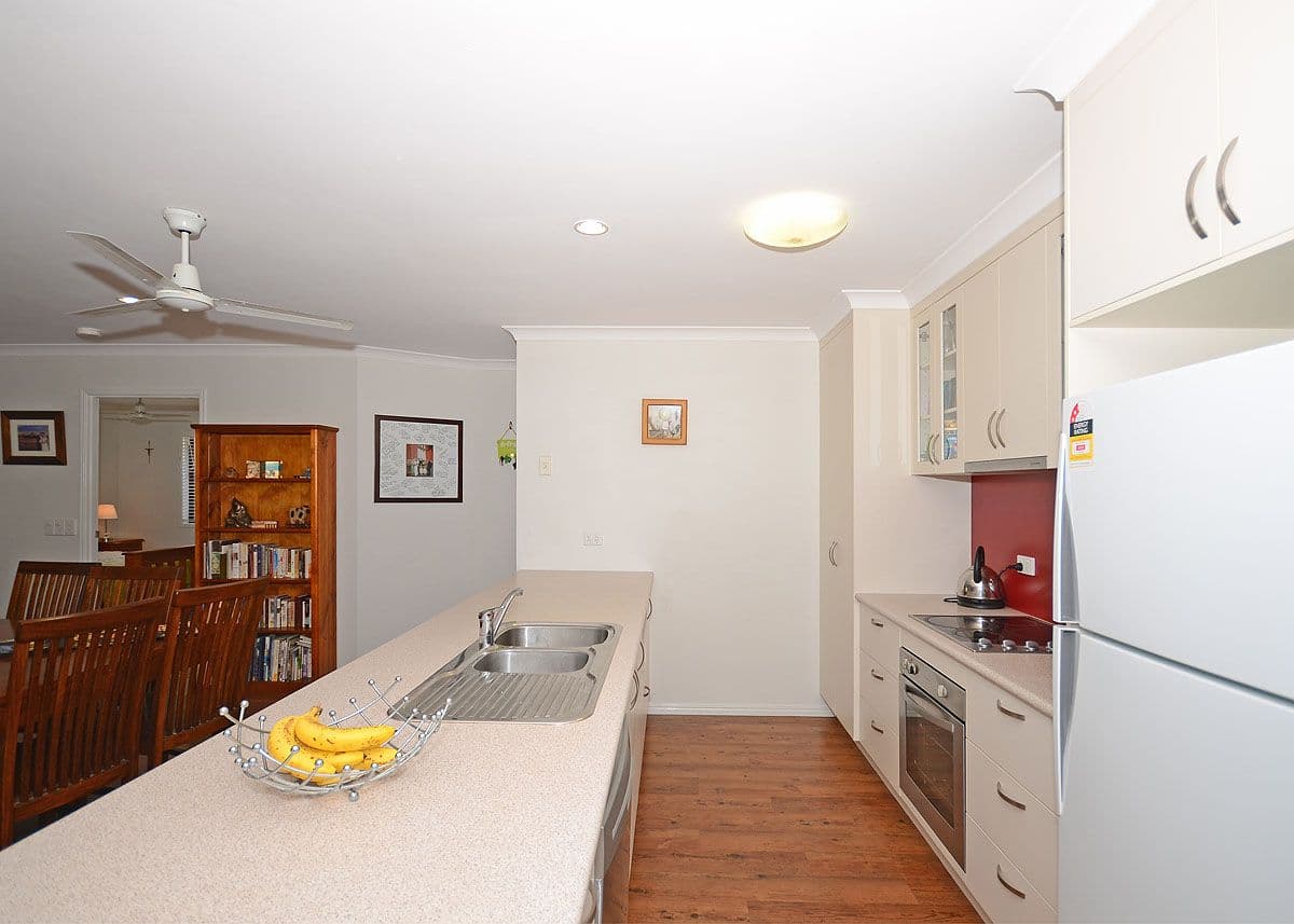 5 Carolyn Street, Dundowran Beach QLD 4655, Dundowran Beach - Thumbnail 7
