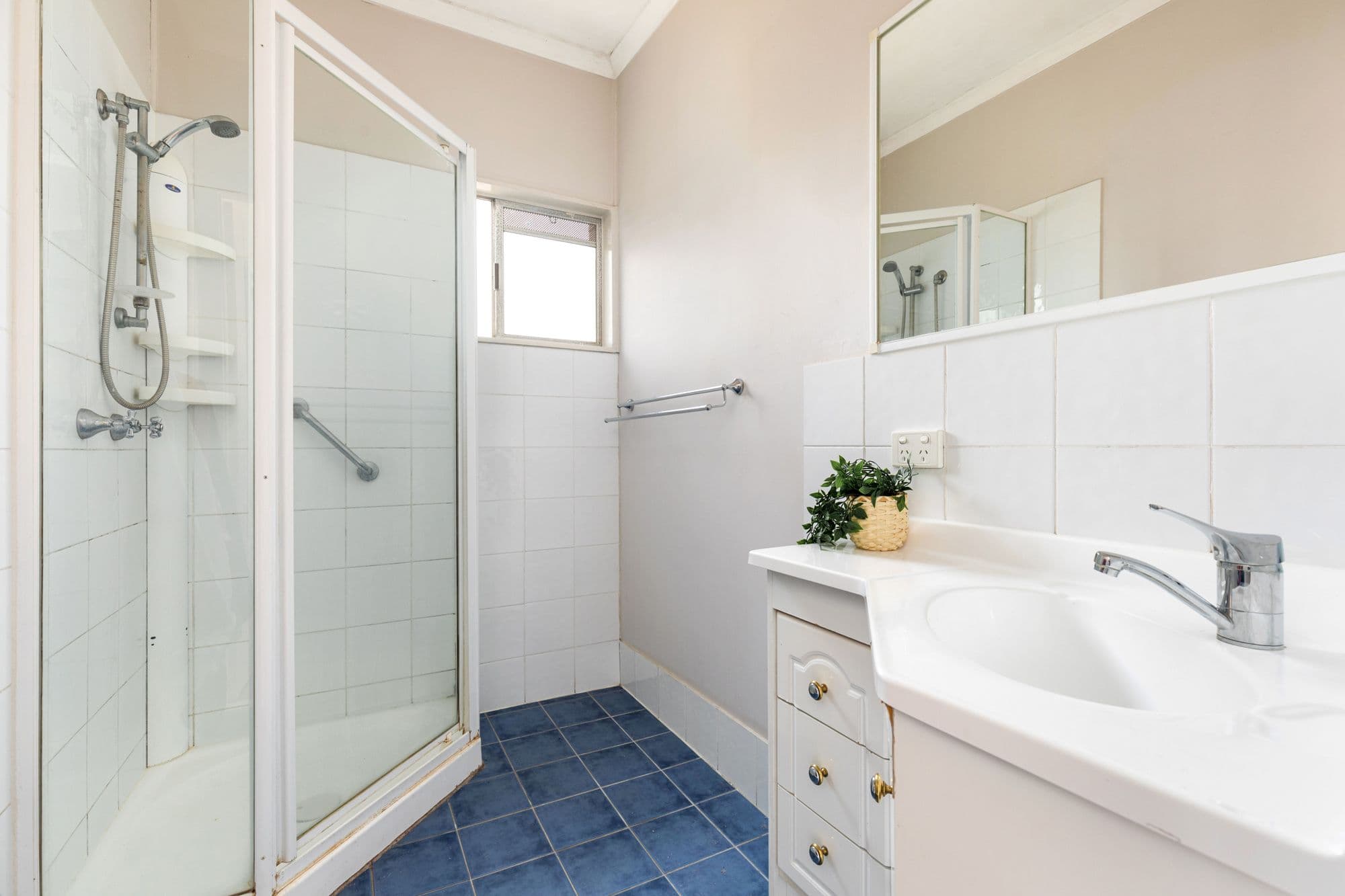 1076 Oxley Road, Oxley QLD 4075, Oxley - Thumbnail 7