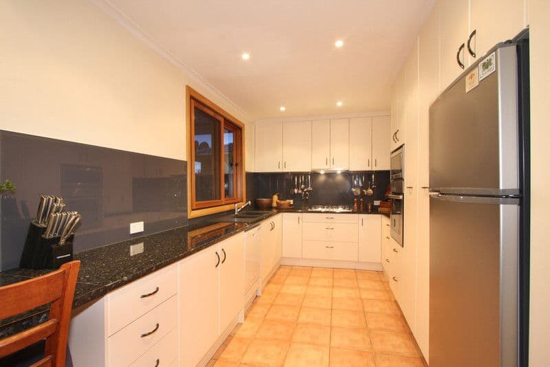 46 Gnarwyn Road, CARNEGIE VIC 3163, Carnegie - Thumbnail 2