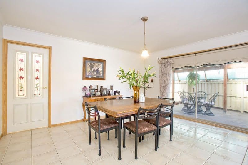 23  Carbine Drive, ST ALBANS PARK VIC 3219, St Albans Park - Thumbnail 7
