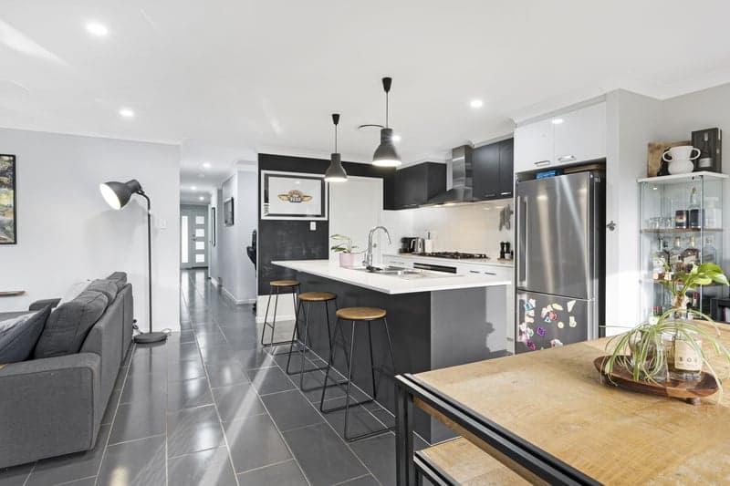 9 Matilda Street, Warner - Thumbnail 3