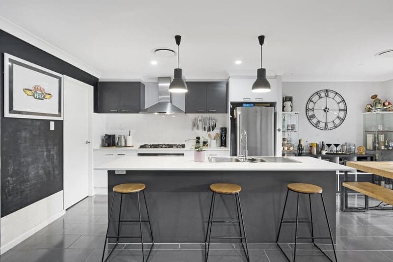 9 Matilda Street, Warner - Thumbnail 4