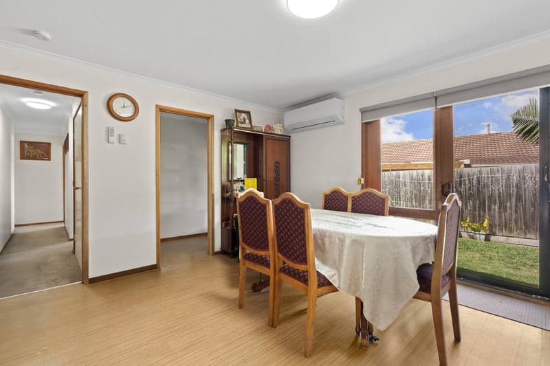 1 Lorraine Court, Pakenham - Thumbnail 3