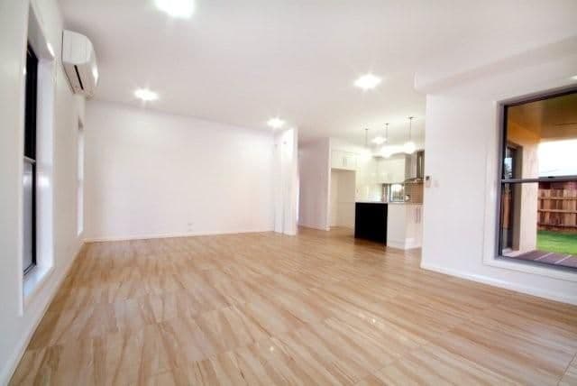 66 Wood Drive, MIDDLE RIDGE QLD 4350, Middle Ridge - Thumbnail 2