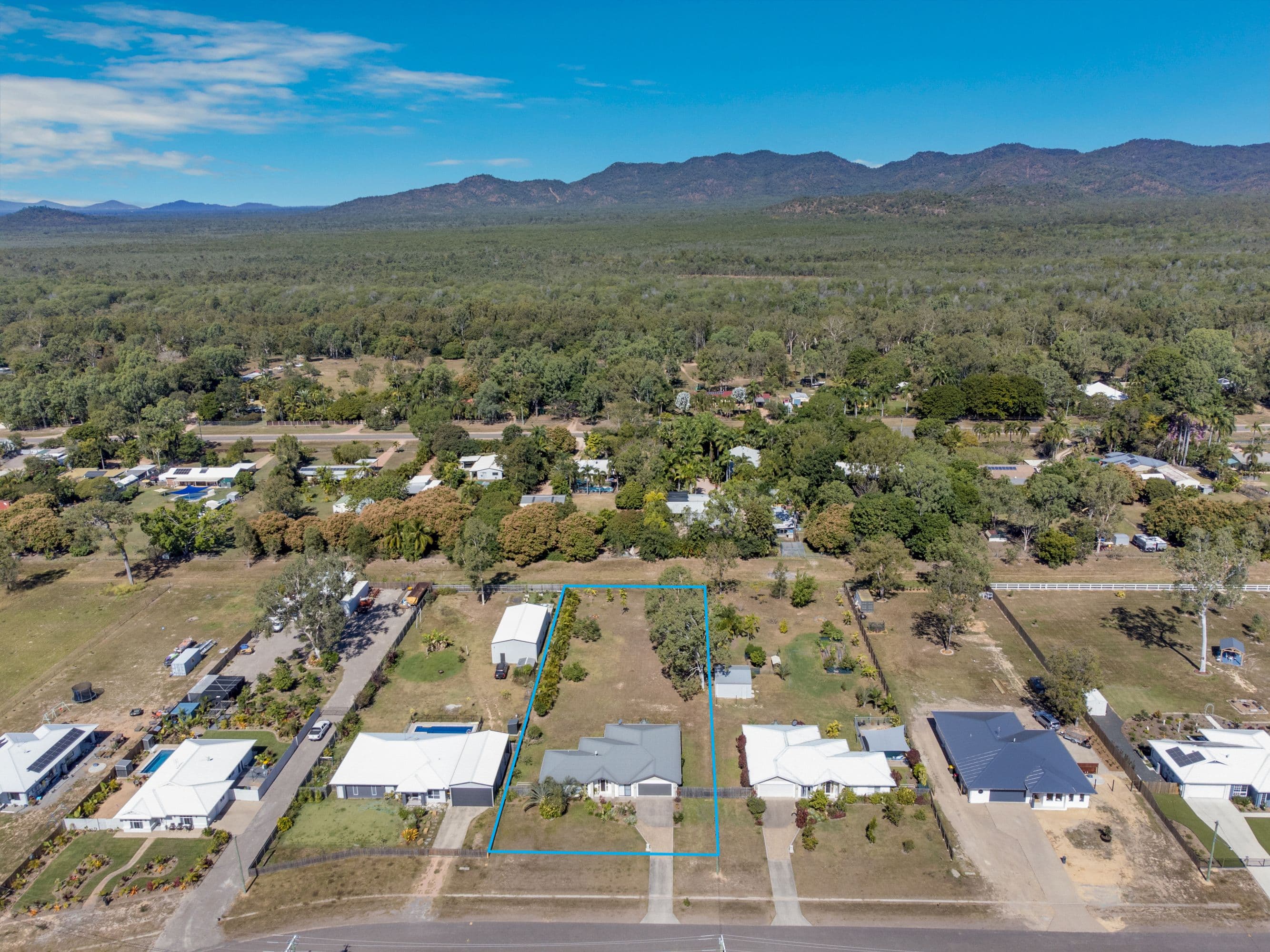 72 Mawson Street, Bluewater Park QLD 4818, Bluewater Park - Thumbnail 4