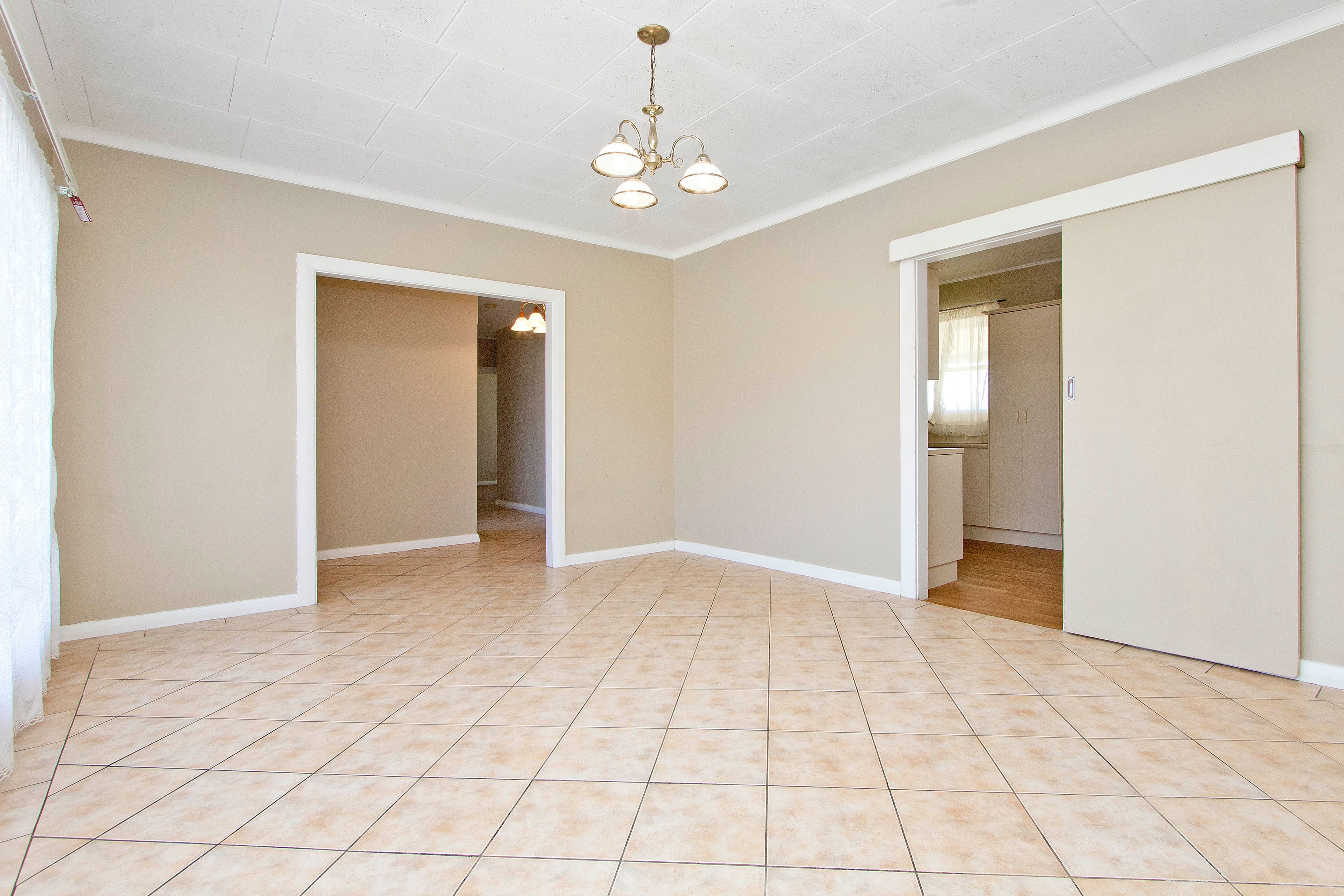 4 Washington Crescent, Findon SA 5023, Findon - Thumbnail 5
