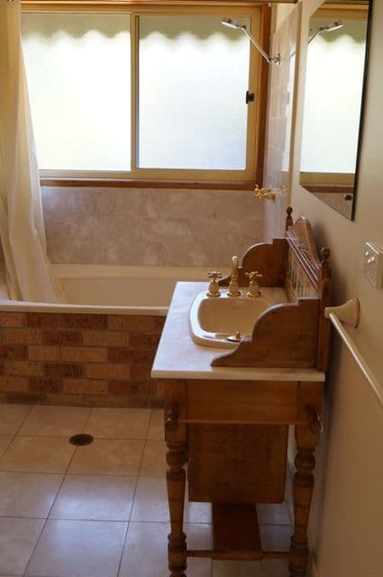 13 Ophir Road, ORANGE NSW 2800, Orange - Thumbnail 6