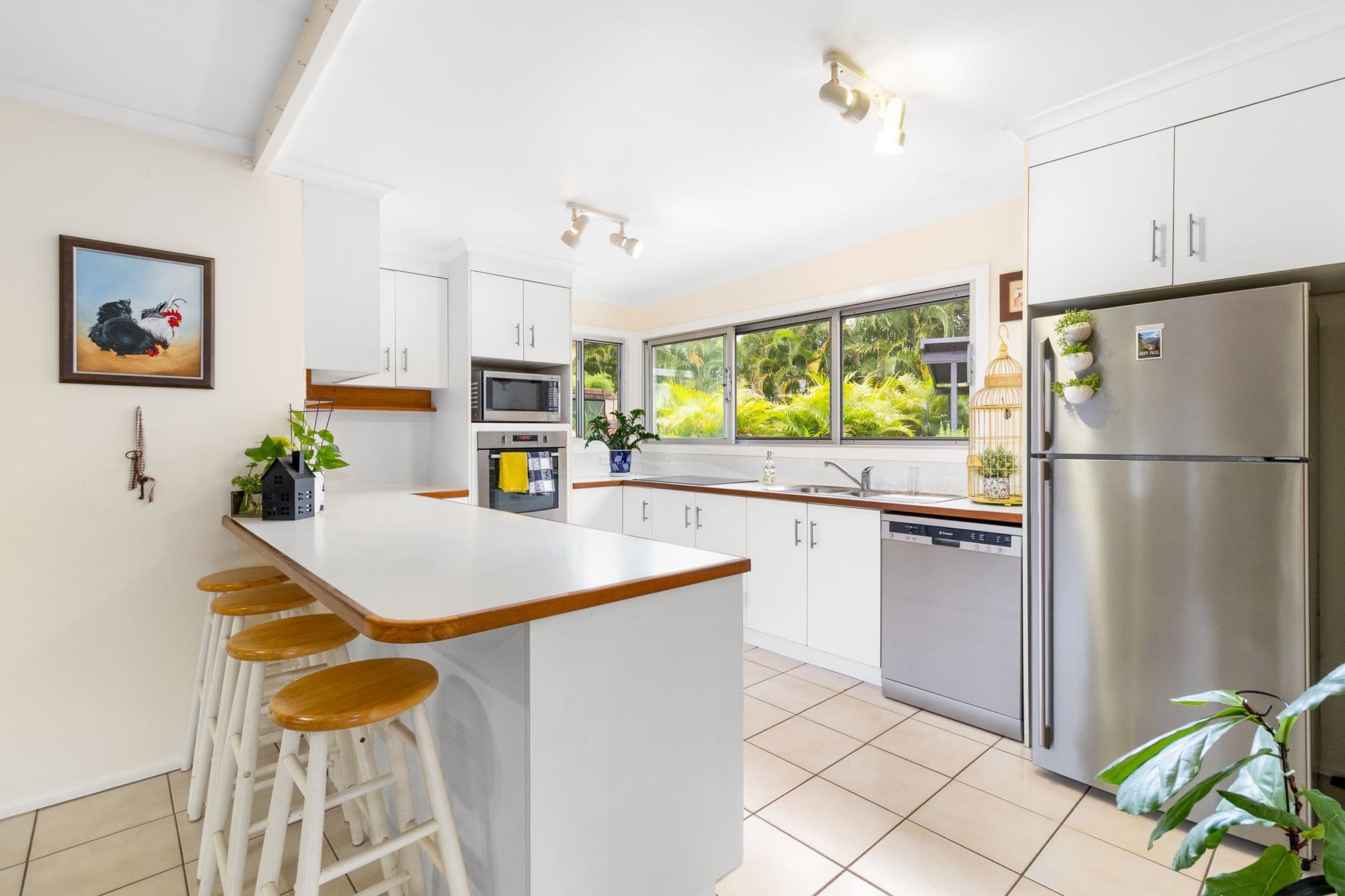1060 Samford Road, Keperra QLD 4054, Keperra - Thumbnail 2