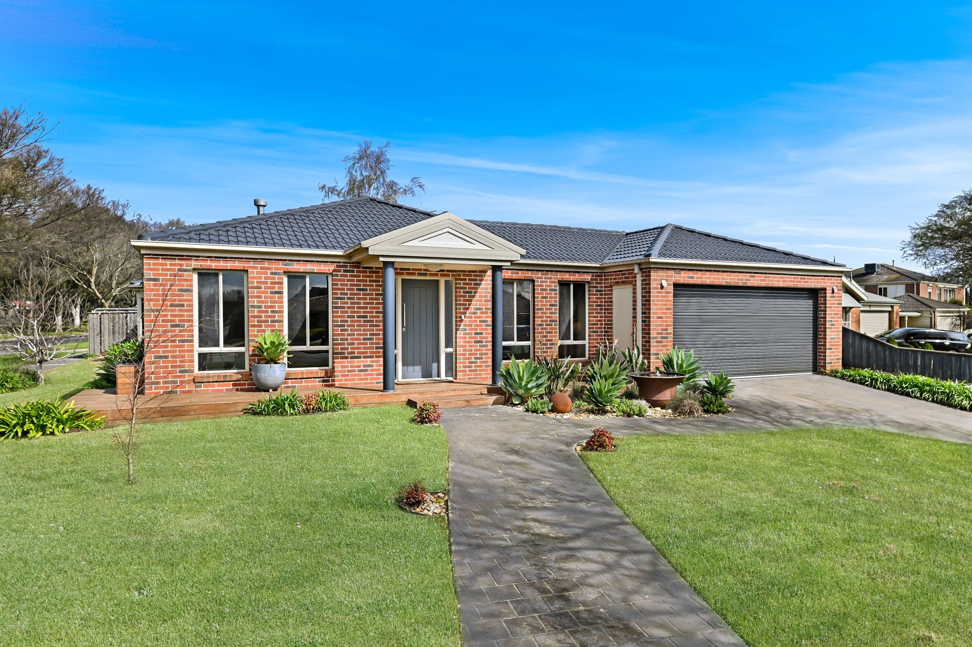 41 Marlesford Crescent, Berwick VIC 3806, Berwick - Thumbnail 2