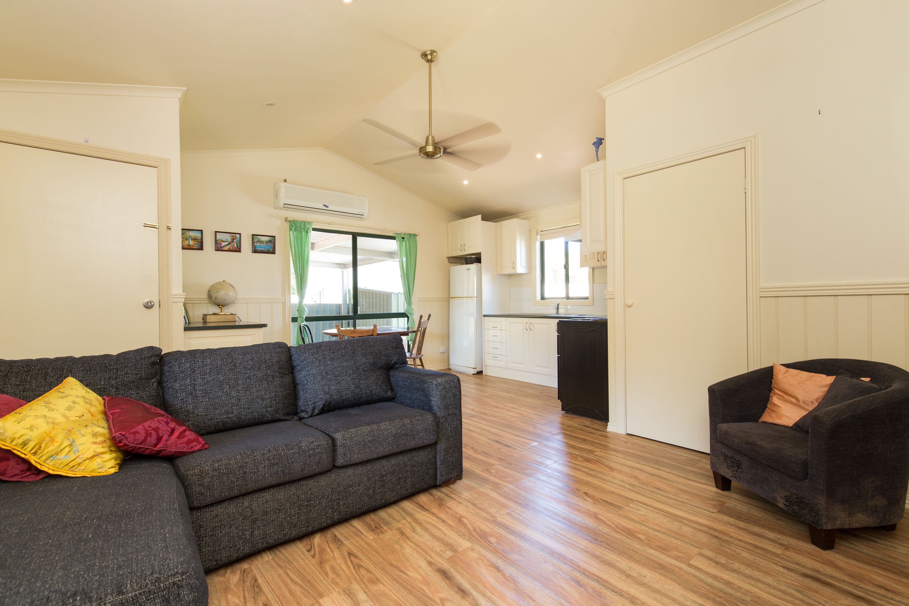 15 Stuart Avenue, Mildura VIC 3500, Mildura - Thumbnail 2