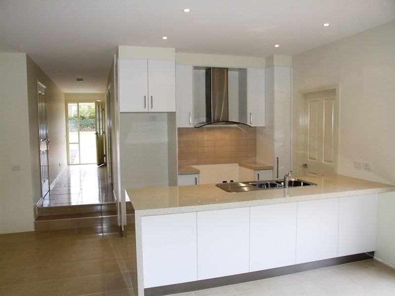 1/15 Millbank Street, Bacchus Marsh - Thumbnail 3