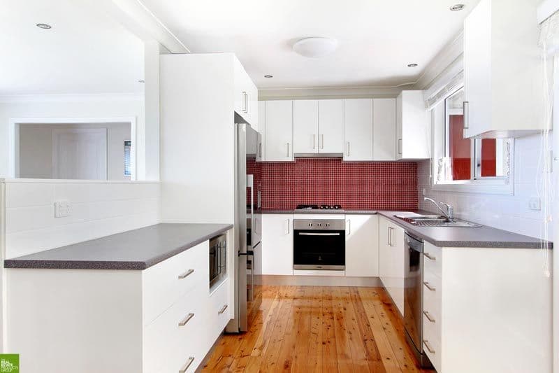 38 Blakemore Avenue, KANAHOOKA NSW 2530, Kanahooka - Thumbnail 2