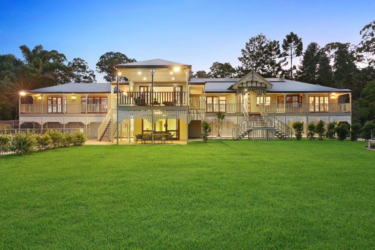 28 Tobin Way, Tallebudgera QLD 4228, Tallebudgera - Thumbnail 2