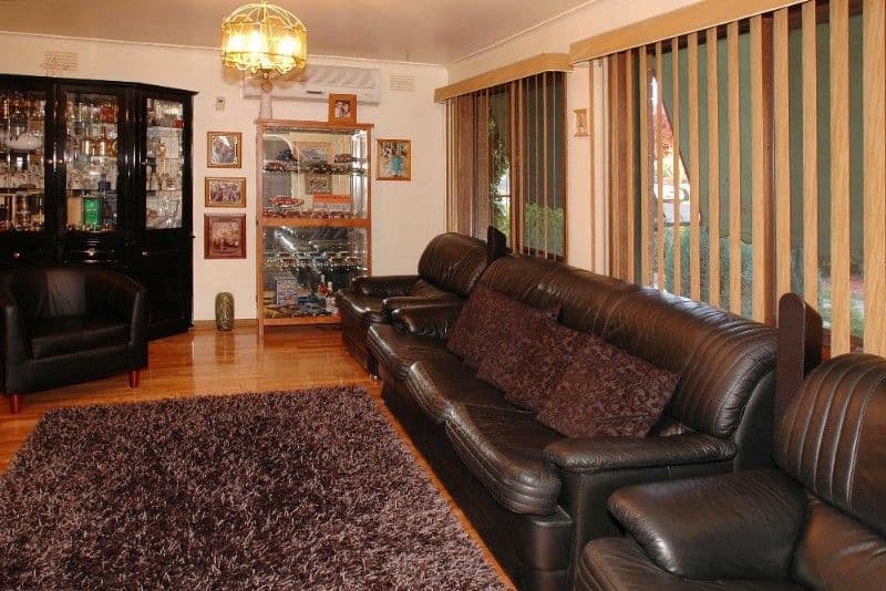 18 Japonica Street, BUNDOORA VIC 3083, Bundoora - Thumbnail 2