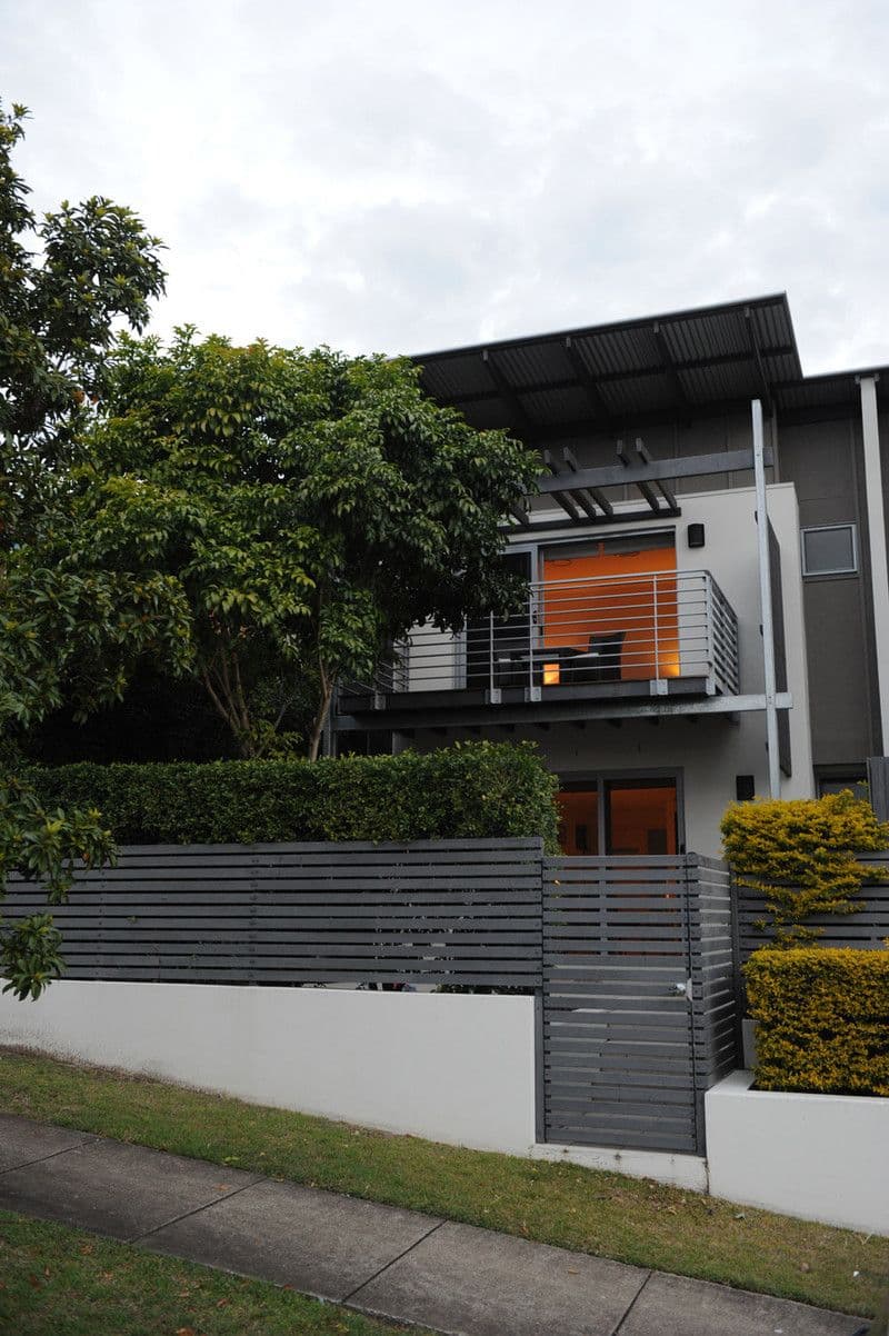 77 Douglas Street, GREENSLOPES QLD 4120, Greenslopes - Image 1
