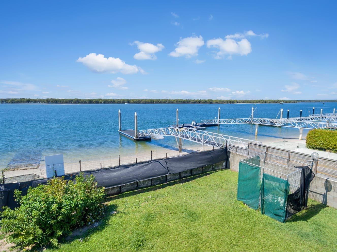 4 Poinsettia Avenue, Runaway Bay QLD 4216, Runaway Bay - Thumbnail 7