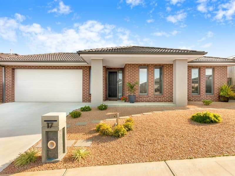 17 Golden Avenue, Warragul VIC 3820, Warragul - Image 1