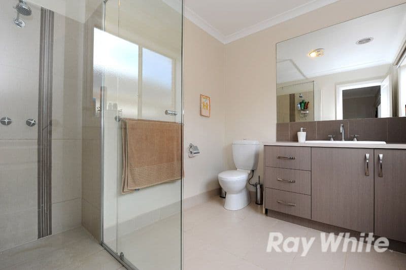 8 Southgate Drive, BERWICK VIC 3806, Berwick - Thumbnail 6