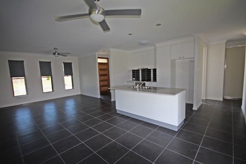 12 Reef Drive, Sarina QLD 4737, Sarina - Thumbnail 4