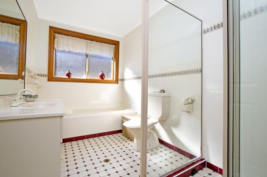 5a Inverness Crescent, GLENHAVEN NSW 2156, Glenhaven - Thumbnail 4