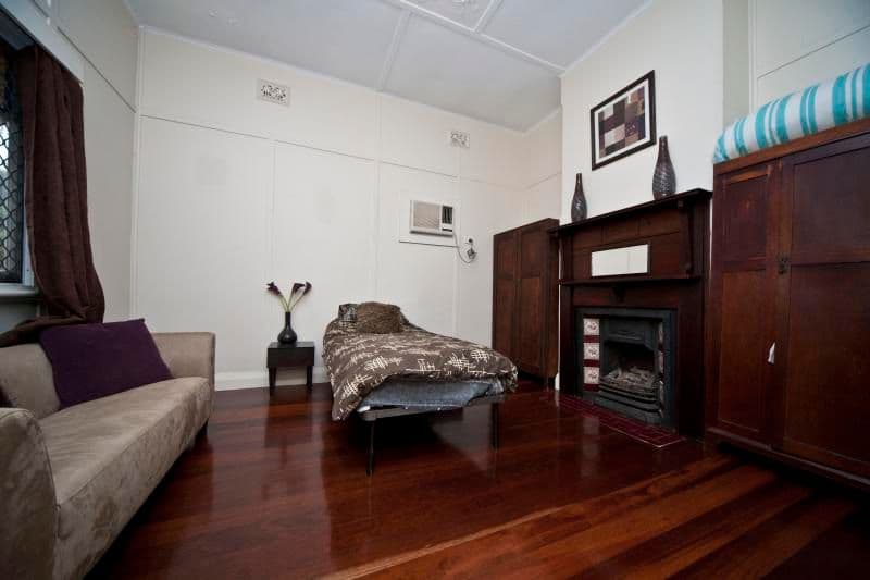 30 Saleham Street, LATHLAIN WA 6100, Lathlain - Thumbnail 3
