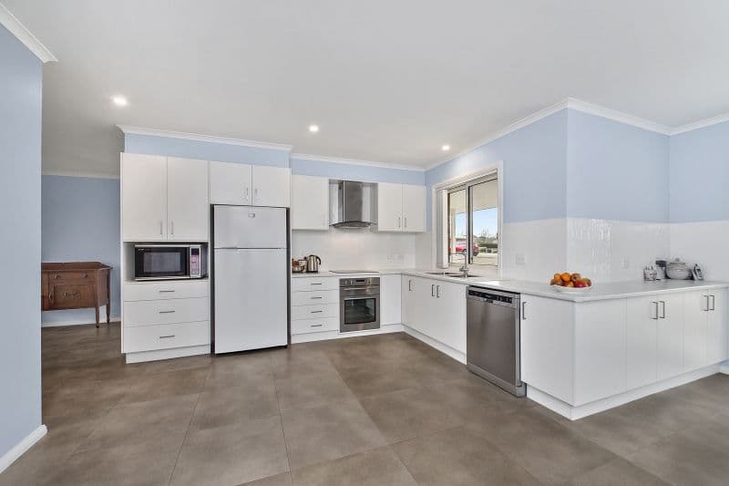 8 Mitchell Street, Goulburn - Thumbnail 3