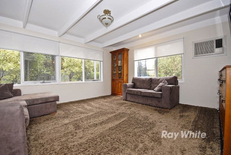 154 Wallace Road, WANTIRNA SOUTH VIC 3152, Wantirna South - Thumbnail 2