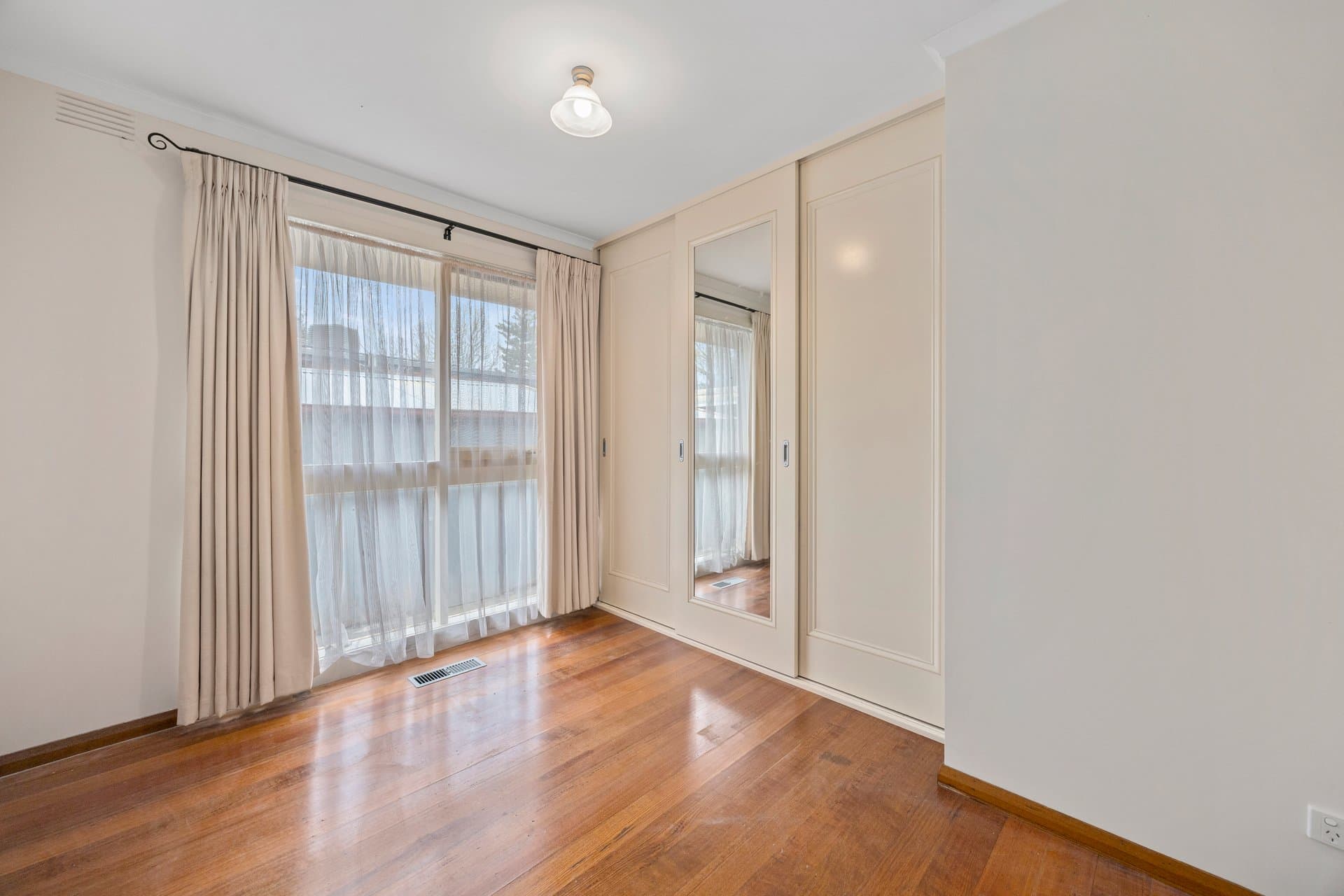 13 Rozelle Avenue, Ringwood East - Thumbnail 7