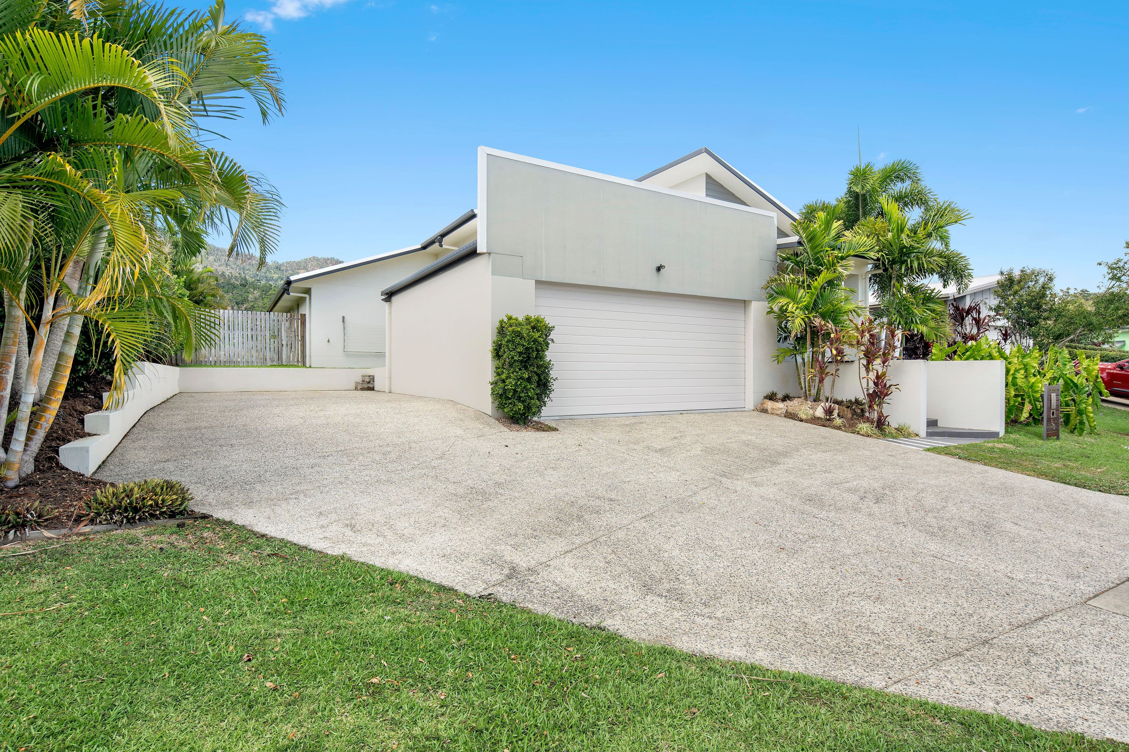 53 Endeavour Circuit, Cannonvale QLD 4802, Cannonvale - Image 1