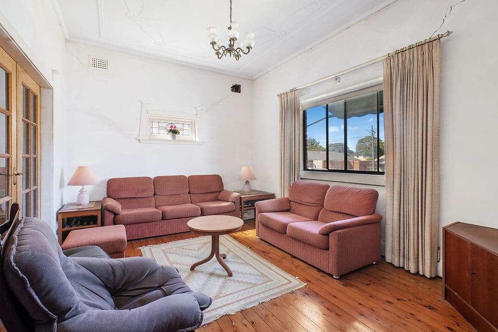 32 Macnamara Avenue, Concord - Thumbnail 3